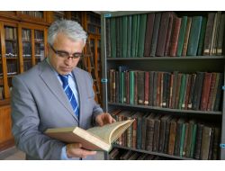 Erzurum'da Yüzlerce El Yazması Eser Onarılarak Dijital Ortama Aktarıldı