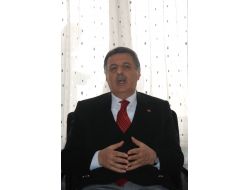 Nevzat Pakdil: Yasaksız Bir Türkiye İstiyoruz