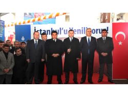 Esenler'de Kentsel Dönüşüm Konutlarının Anahtarları Sahiplerine Teslim Edildi