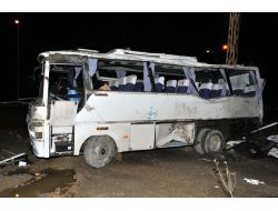 Otomobil, Otel Servisine Arkadan Çarptı: 15 Yaralı