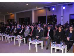 Müezzinoğlu, Günün Yorgunluğunu 'Helva Sohbetleri’nde Attı