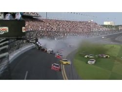 Daytona Yarışında Kaza Dehşeti: 33 Seyirci Yaralandı