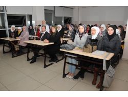 Suriyeliler Hem Eğitimini Tamamlıyor Hem Türkçe Öğreniyor