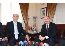 Müezzinoğlu: Bebeklere Süt Nüfus Cüzdanı Veririz