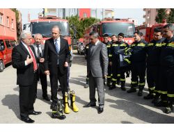 Adana İtfaiyesine Yanmayan Elbise Alındı