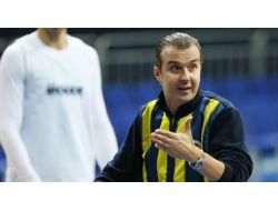 Fenerbahçe Ülker’de Pianigiani Görevinden Ayrıldı