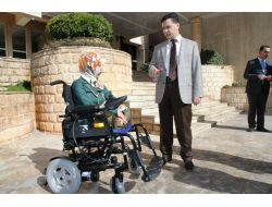 Midyatlı Azize'ye Akülü Araba Sürprizi