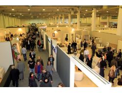 Bursa'daki Mobilya Fuarını 32 Bin Kişi Ziyaret Etti.