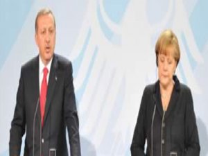 Erdoğan ve Merkel basın toplantısı