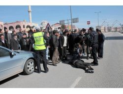 Otomobilin Çarptığı Yaşlı Adam Hayatını Kaybetti