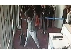 Uçağı Kaçıran Çinli Üst Düzey Yetkili Böyle Çılgına Döndü