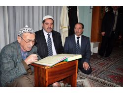 83 Yaşında Kur'an Öğreniyor