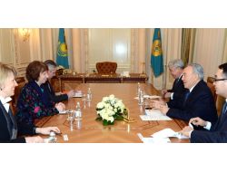 Nazarbayev, Ashton’u Kabul Etti