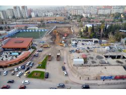 Atatürk Caddesi'ni M. Kemal Paşa Bulvarı'na Bağlayacak Tünel Çalışması Sürüyor
