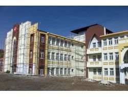 Kadışehri’ne Yapılan 24 Derslikli Lise Okul İnşaatında Sona Gelindi