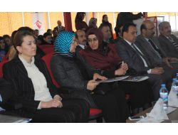 Kadınların Toplumdaki Yeri Çalıştayda Ele Alınıyor