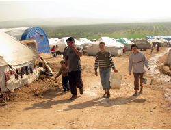 Suriye'deki Atme Kampı'nda Yaşam Mücadelesi