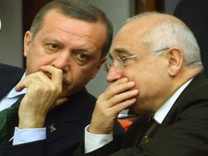 Müşavirler arasında kimler yok ki...