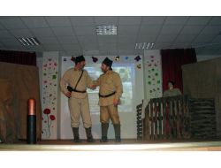 'Çanakkale Ruhu' Bahar Koleji'nde Tekrar Canlandı