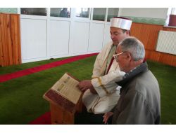 86 Yaşında Kur'an Okumayı Öğrendi