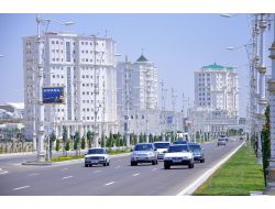 Türkmenistan'da 8 Çocuklu Ailelere Lüks Daire