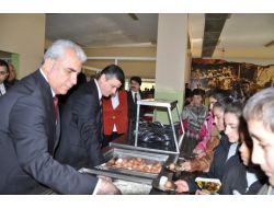 Vali Arslan Yibo’da Öğrencilerle Kahvaltı Yaptı