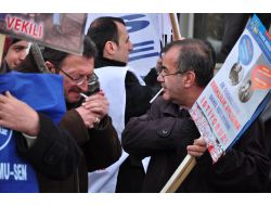 Kamu Çalışanları, İş Bırakma Eylemi Yaptı