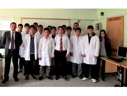 Kagiad'lı İşadamları Deneyimlerini Öğrencilerle Paylaşıyor