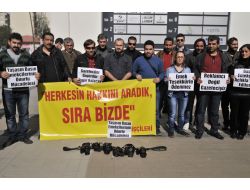 Mersin'de Yerel Gazeteciler İşten Çıkarılmaları Protesto İçin Eylem Yaptı
