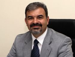 İnci Akü Ceo'su Paker: Evrende Enerji Sorunu Yok, Enerjiyi Depolama Sorunu Var