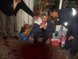 Kardeşini Öldüren Kişinin Dayısının Oğlunu Tabancayla Boynundan Vurdu