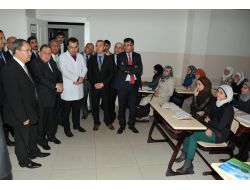 Koordinatör Vali Ve Müsteşar Yardımcısı'ndan Suriyeli Öğrencilere Ziyaret