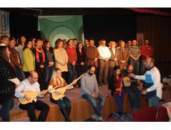 Medeniyetler Korosu'ndan 'Çözüm Sürecine' Kürtçe Şarkılı Destek