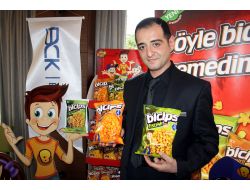 Bursalı Bicips, Dünyaya Açılıyor