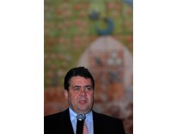 Masanın Bir Ucunda Erdoğan Öbür Ucunda Öcalan Var