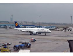 İniş Takımı Arızalanan Uçak Geri Döndü