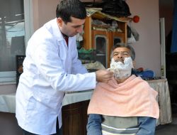 Yaşlı Ve Engellilere Evlerinde Saç Bakımı