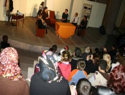 Nevşehirli Kadınların Tiyatro Oyunu Beğeniyle İzlendi