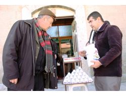 Defterdarlıktan Cemaate Ceviz Ezmesi