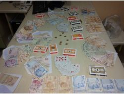 KADINLAR 'KUMAR GÜNÜ'NDE BASILDI