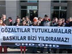 Adliyeyi Savaş Alanına Çeviren Avukatlardan Polise Suç Duyurusu