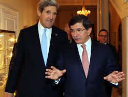 Abd Dışişleri Bakanı Kerry, Davutoğlu İle Bir Araya Geldi