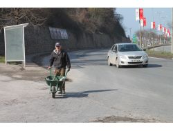 Maaşına Haciz Gelen Baba 5 Çocuğu İçin Yardım İstiyor