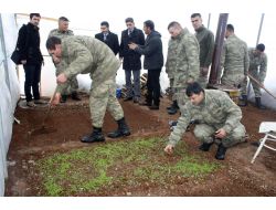 Hasköy’de ‘sera’ Kursuna Katılan Askerlere Sertifika Verildi