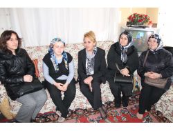 Ak Partili Kadınlardan Gönül Elçiliğine Destek