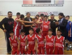 Turgut Reis'li Öğrenciler Zonguldak Şampiyonu Oldu