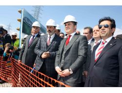 Stat İnşaatında Çalışan İşçiler Bakan Kılıç'ın Keyfini Yerine Getirdi