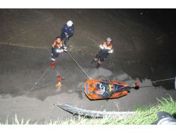 Dere Yatağına Düşen Vatandaş İçin Kurtarma Operasyonu