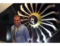 HAVALİMANINDA ÜZÜCÜ KAZA