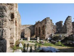 Tarihi Side Büyükhamam'ı Kültür Turizmine Kazandırılacak